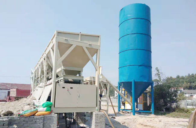 岳陽長(zhǎng)安從我公司訂購的穩(wěn)定土拌合站一體機(jī)投產(chǎn)